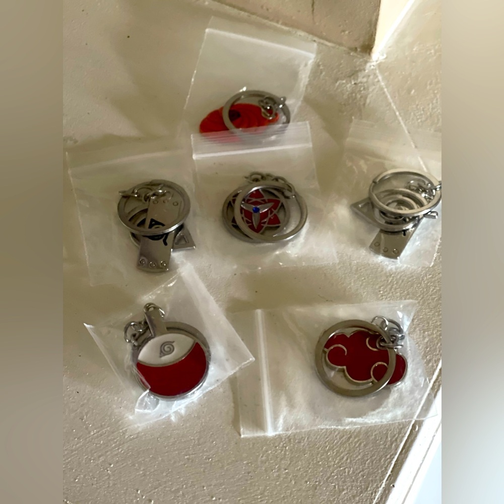 Lot Of 6 Metal Anime Keychain Keychains Including Naruto
